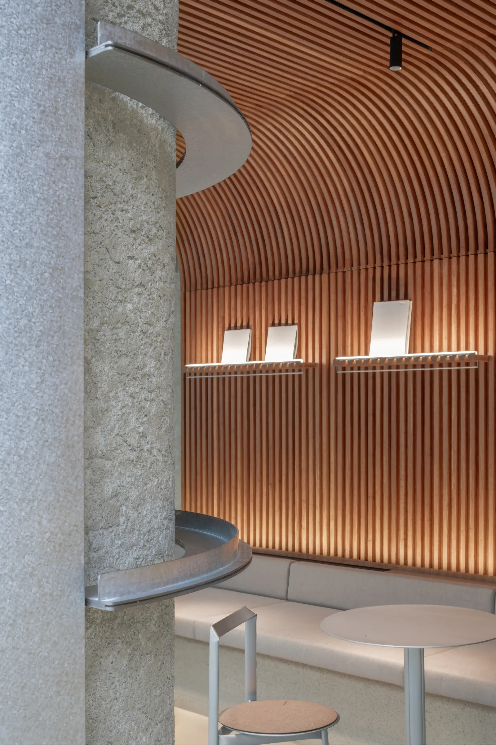 The Nimbus — uBLOCK Healthcare Hospitality Lounge / LUKSTUDIO