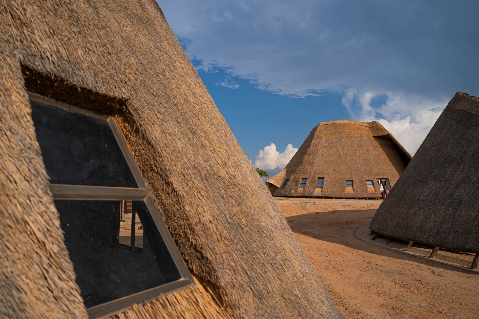 Umodzi Epicentre Community Center / Kamuna Design Studio