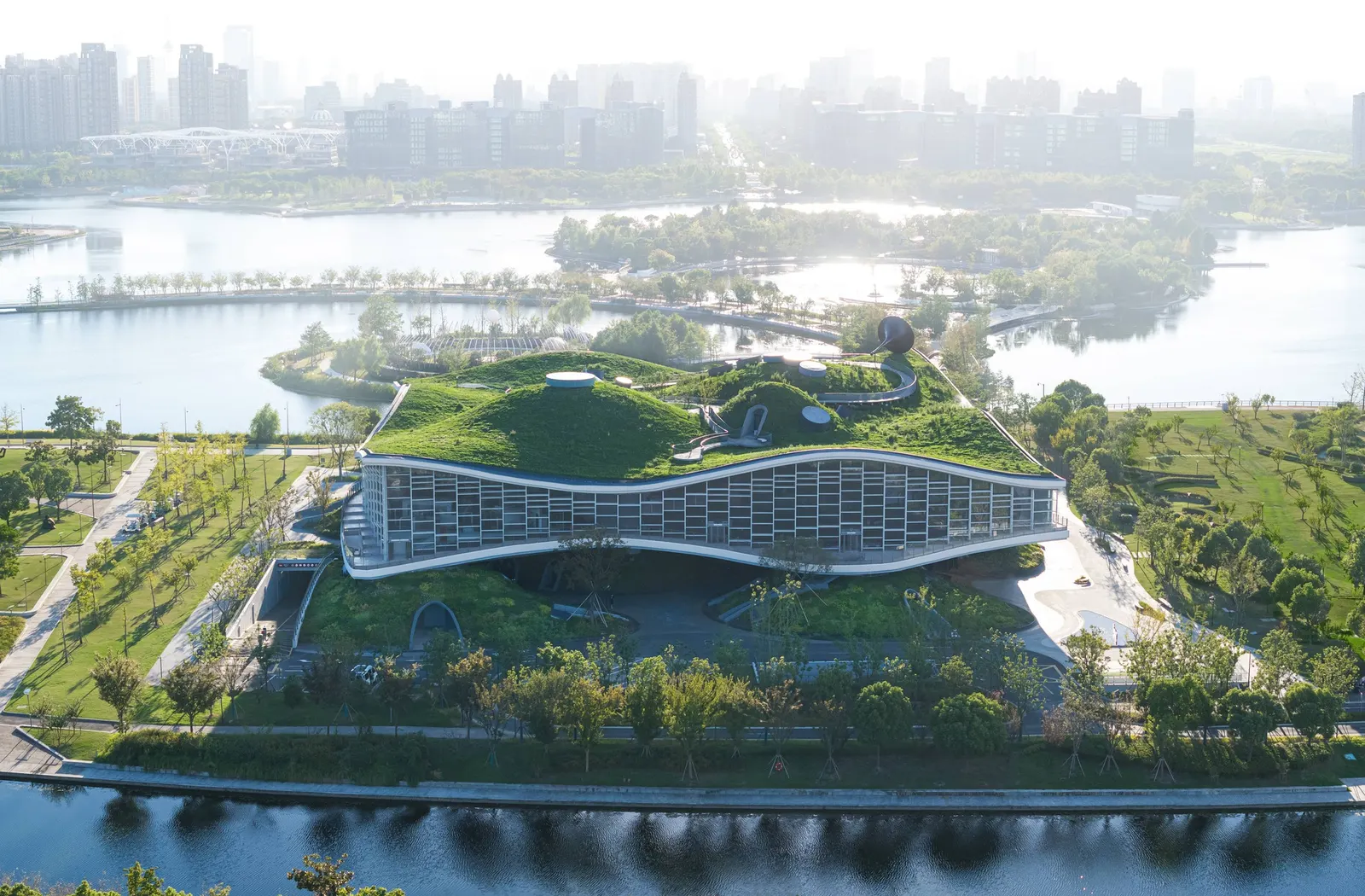 Wave Cube / Scenic Architecture Office — Wave Cube в Шанхае как архитектурное исследование волны