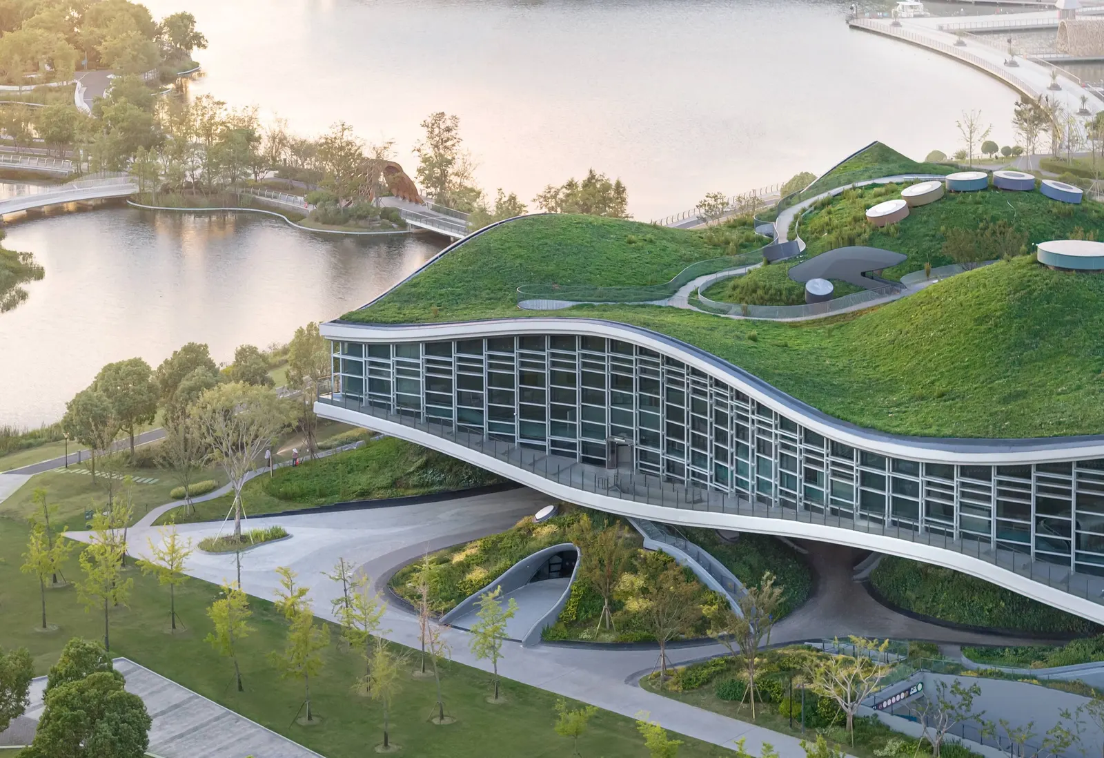 Wave Cube / Scenic Architecture Office — Wave Cube в Шанхае как архитектурное исследование волны