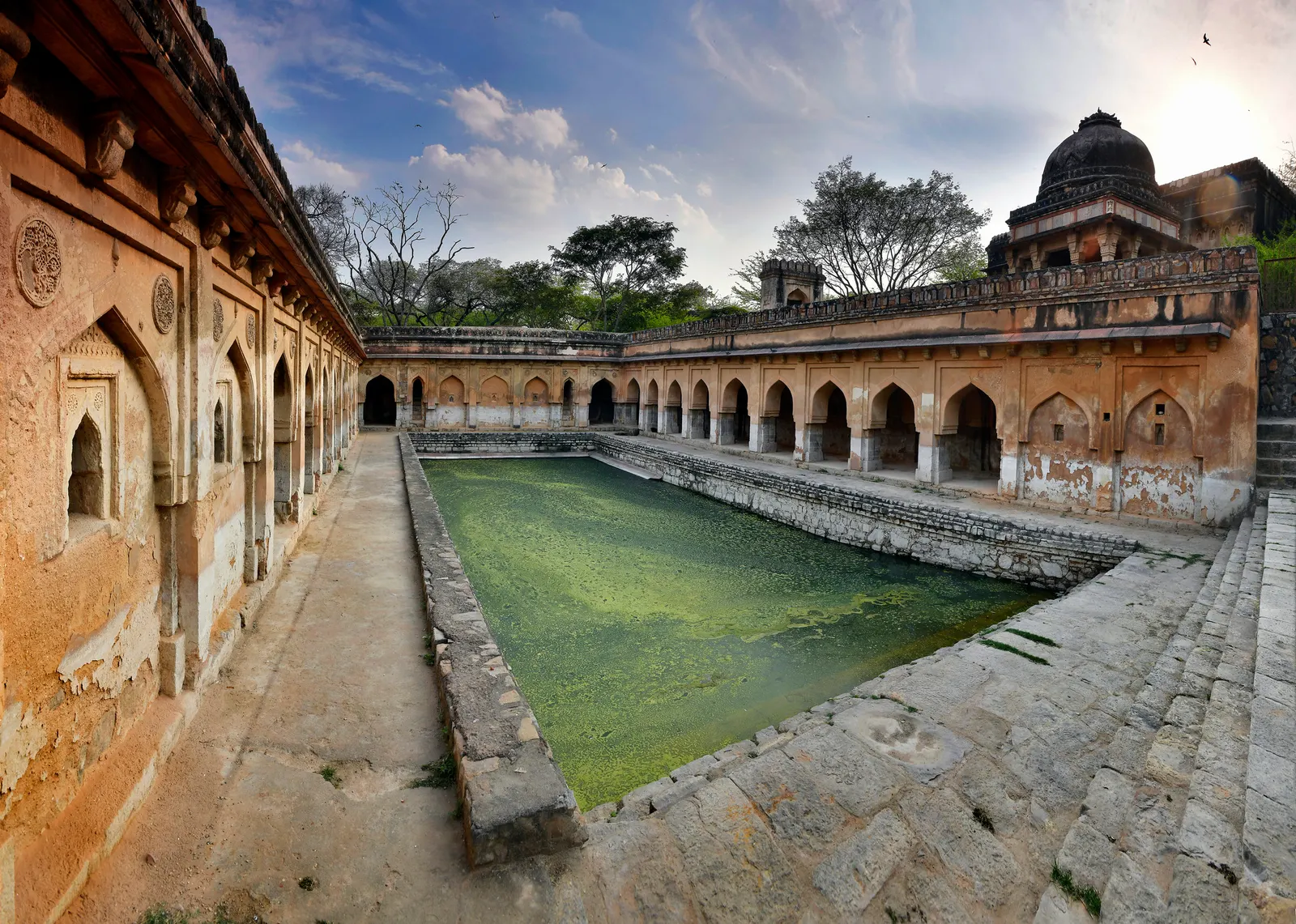 Номинации World Monuments Watch 2027 указывают на бюджетную экономию, климат и дефицит специалистов как главные угрозы наследию