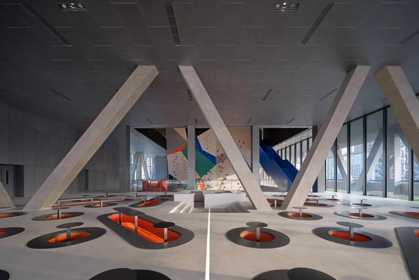 Yuehai Culture and Sports Center / MENG YAN | URBANUS
